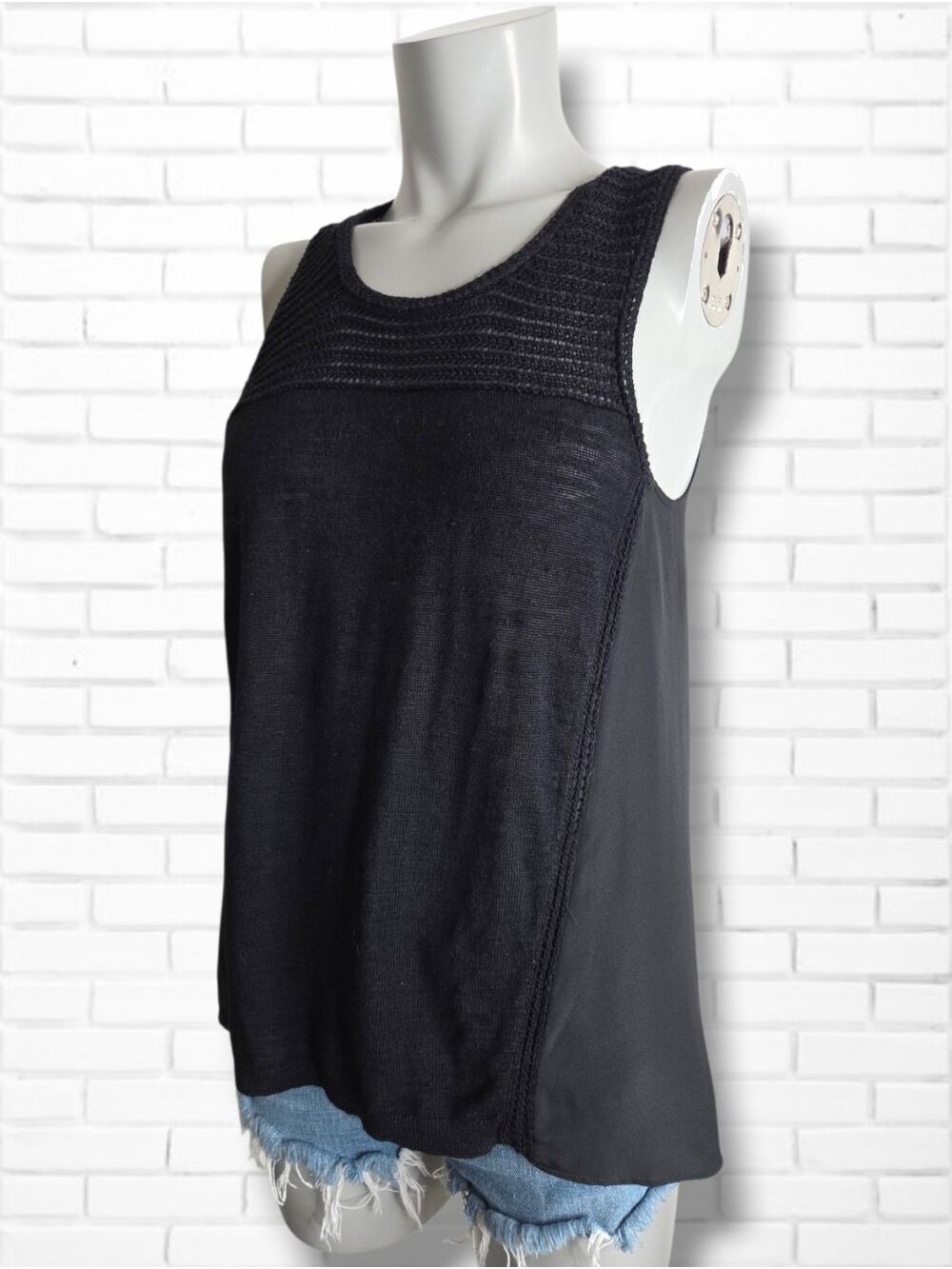 Club Monaco Black Linen Blend Knit Sleeveless Top Size S